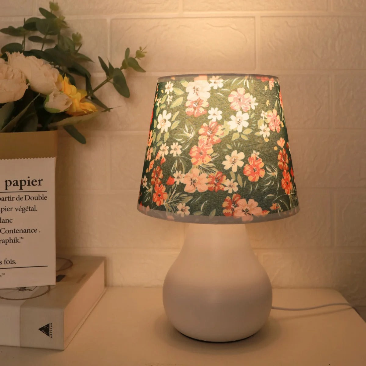 Minimalist Fabric Warm Light Desk Lamp – USB Switch Bedside & Study Decor Lamp