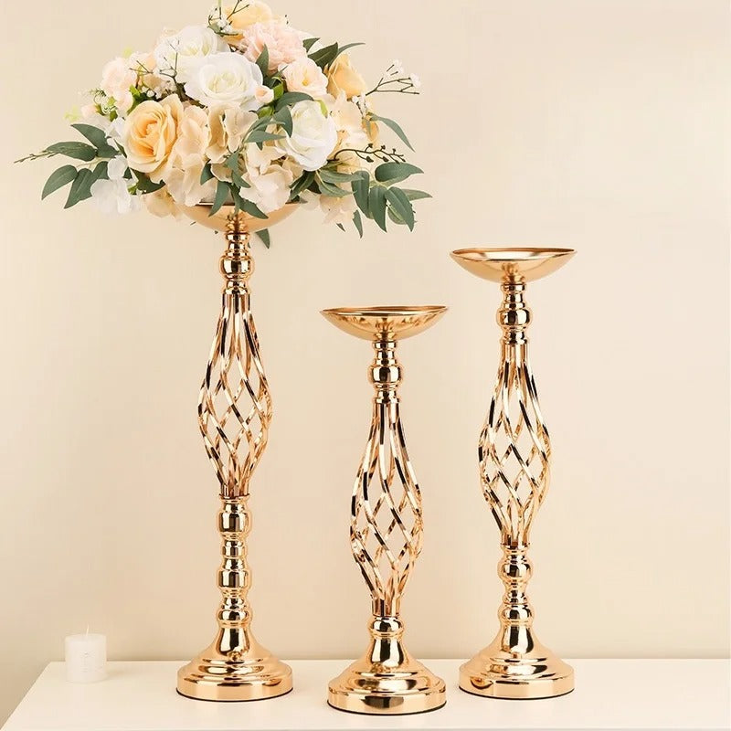 Modern Luxury Gold Twisted Metal Candlestick Holder with Flower Vase – Decorative Iron Candle Stand for Taper Candles, Wedding Table Centerpiece, Living Room, Bedroom, Dining Table, Home Decoration & Gift