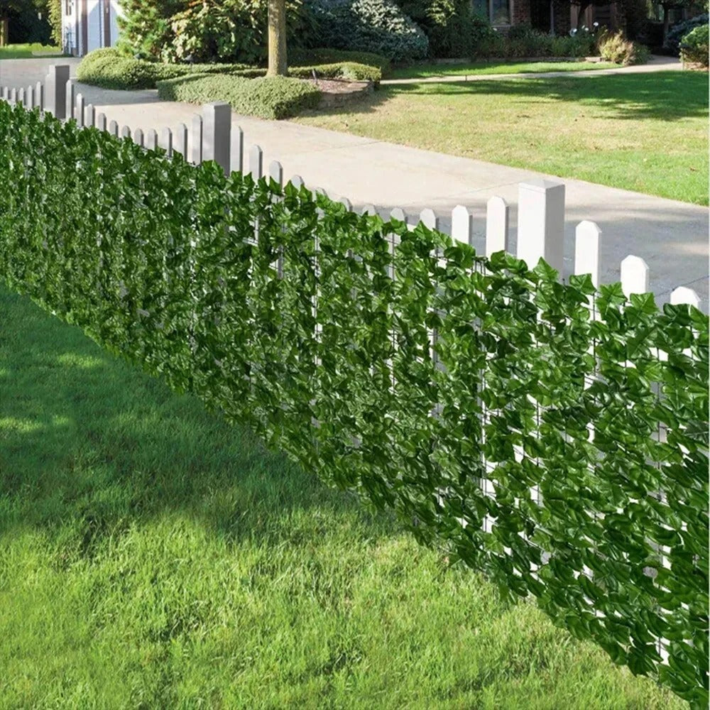 Artificial Ivy Leaf Fence Roll, Fake Green Leaf Privacy Screen, Faux Hedge Wall Panel, Garden Fence Cover, Outdoor Privacy Fence, UV Resistant Decorative Green Wall, Balcony Patio Backyard Lawn Landscaping Decor