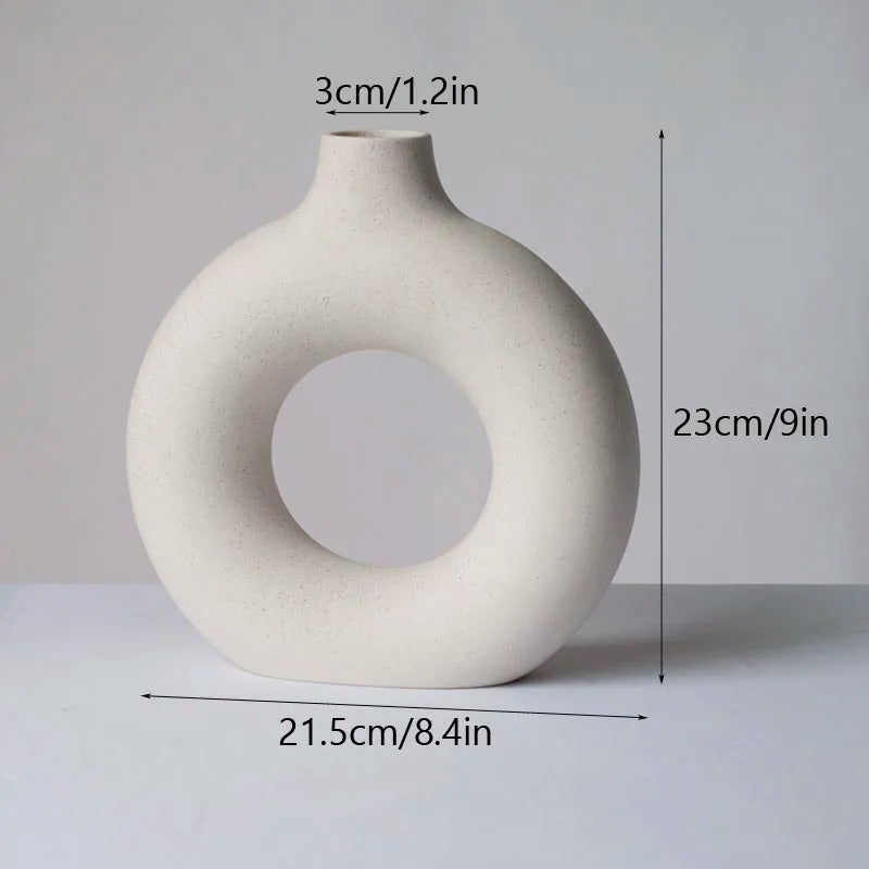 Nordic Ceramic Donut Vase – Modern Hollow Round Pampas Grass Vase for Living Room, Office, Bedroom & Minimalist Home Decor